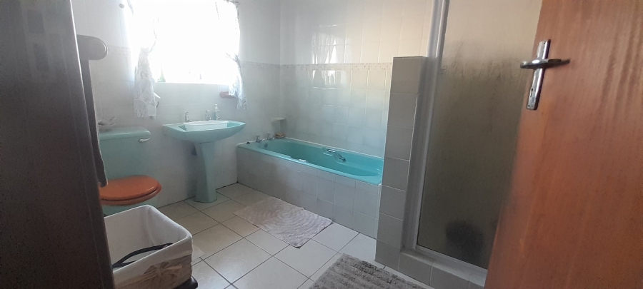 3 Bedroom Property for Sale in Newton Park Eastern Cape